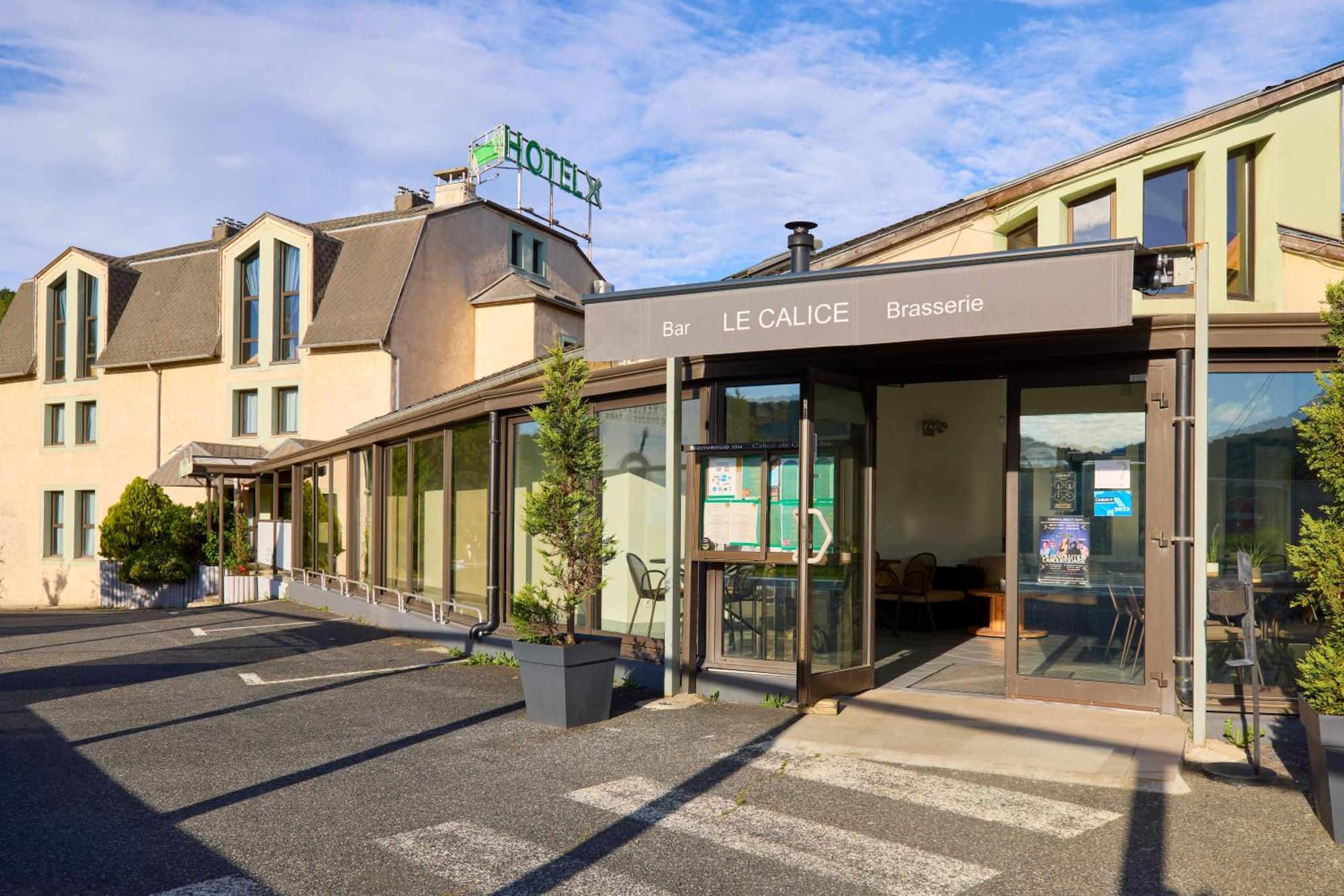 Hotel-Restaurant Le Calice Du Gevaudan - A75 Banassac Kültér fotó